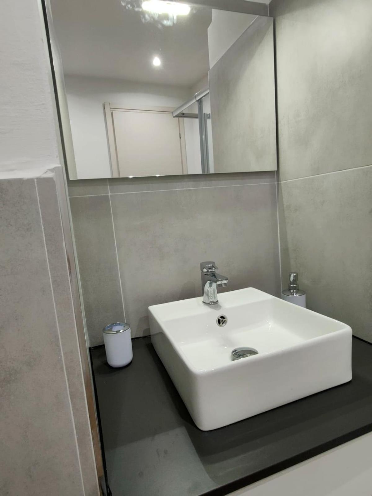 Rooms Ponte Calvi Genoa Exterior photo
